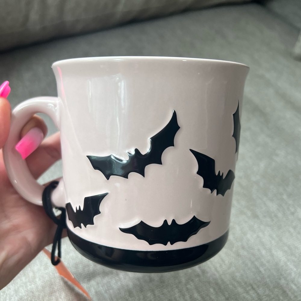 Pink bat mug